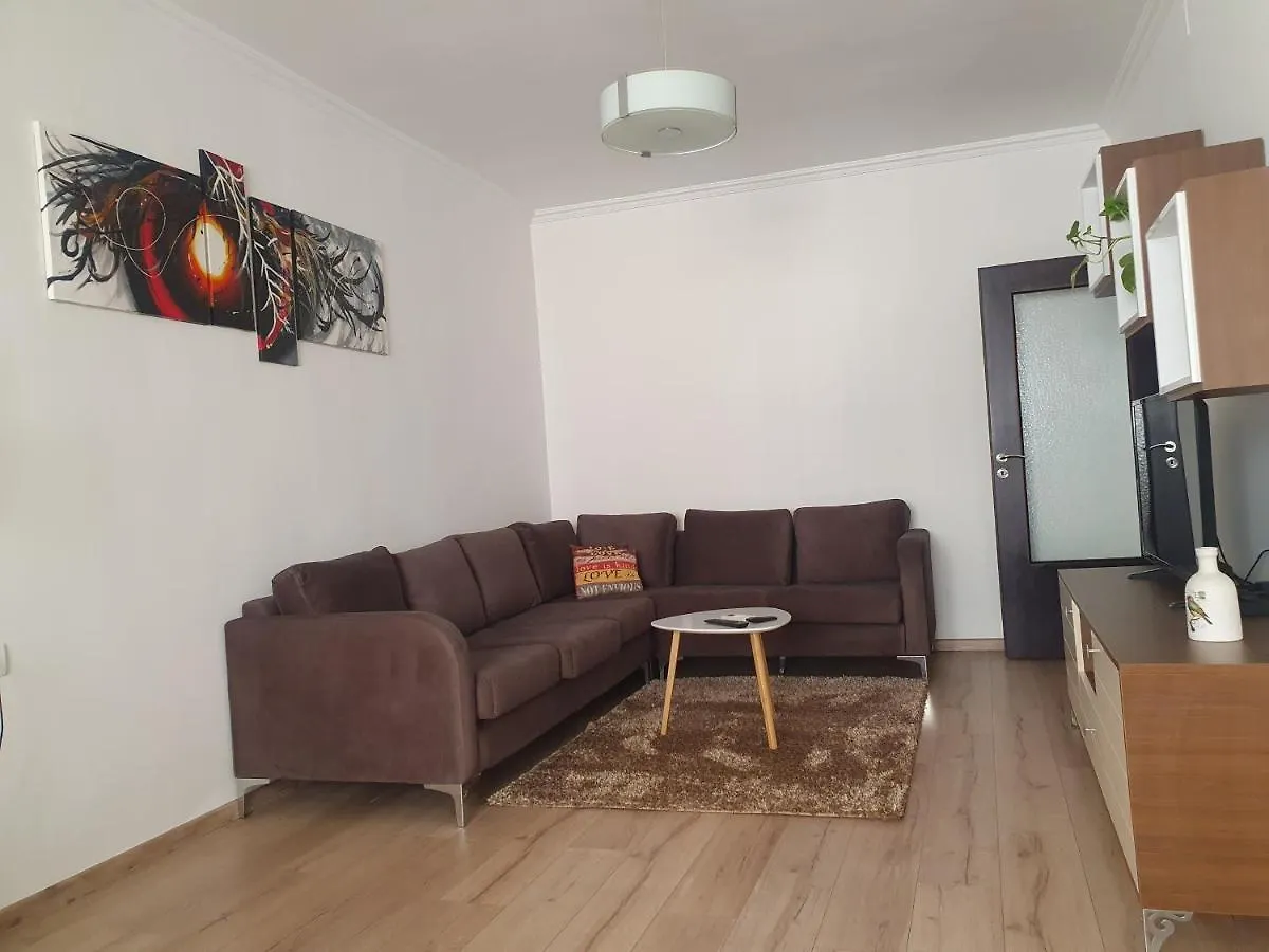 Apartment In The Heart Of Tirana , Bllok Albania